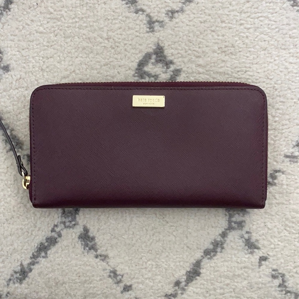 Kate Spade Zip-Around Continental Wallet
